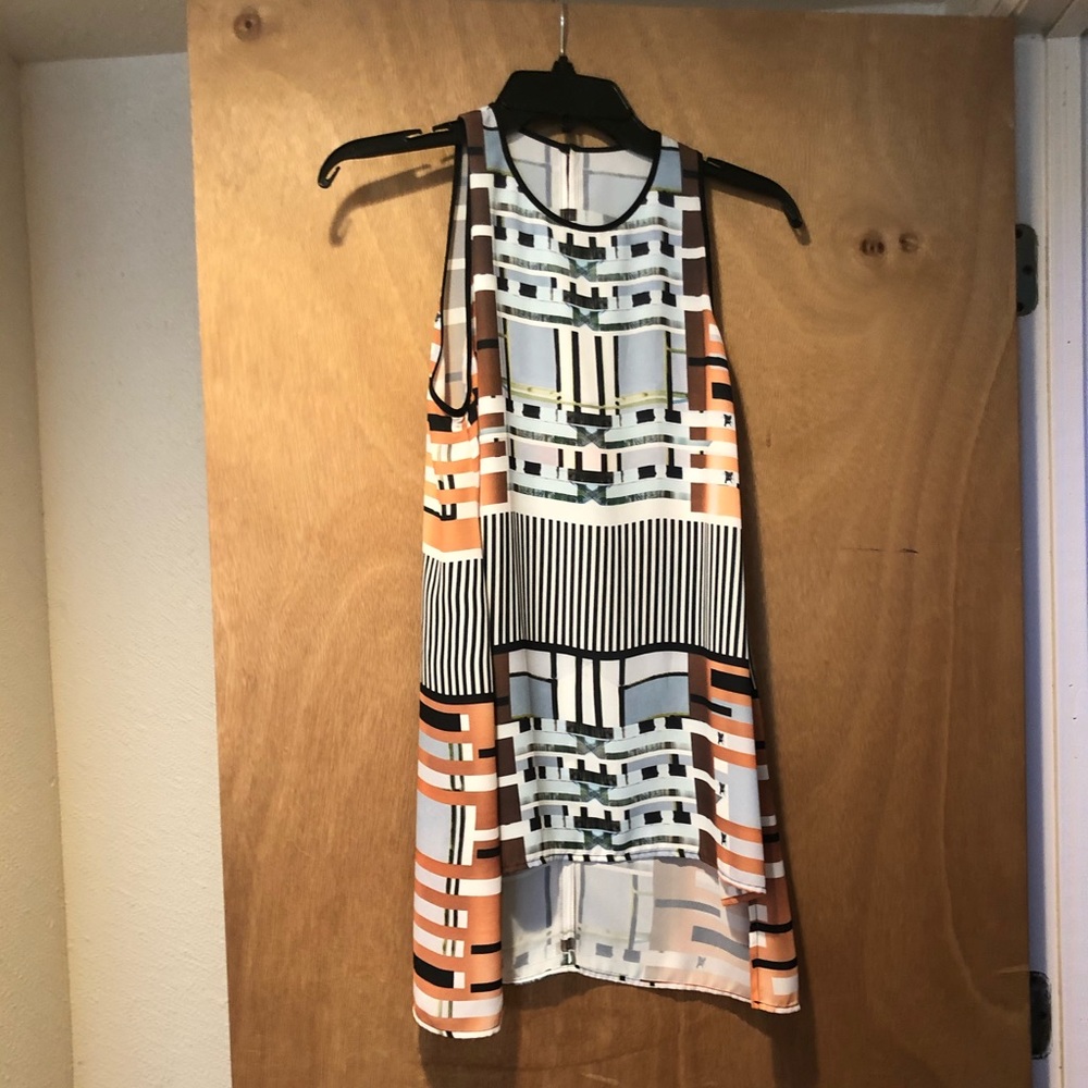 Clover Canyon tank - M
